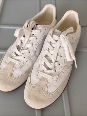 Women's White & Cream Classic Leather Sneaker